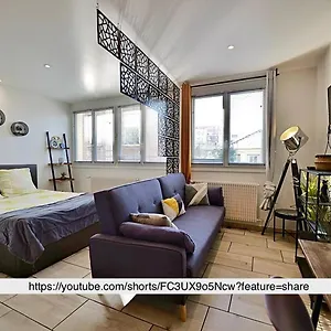 https://bellevue-confort.hotels-rhonealpes.com